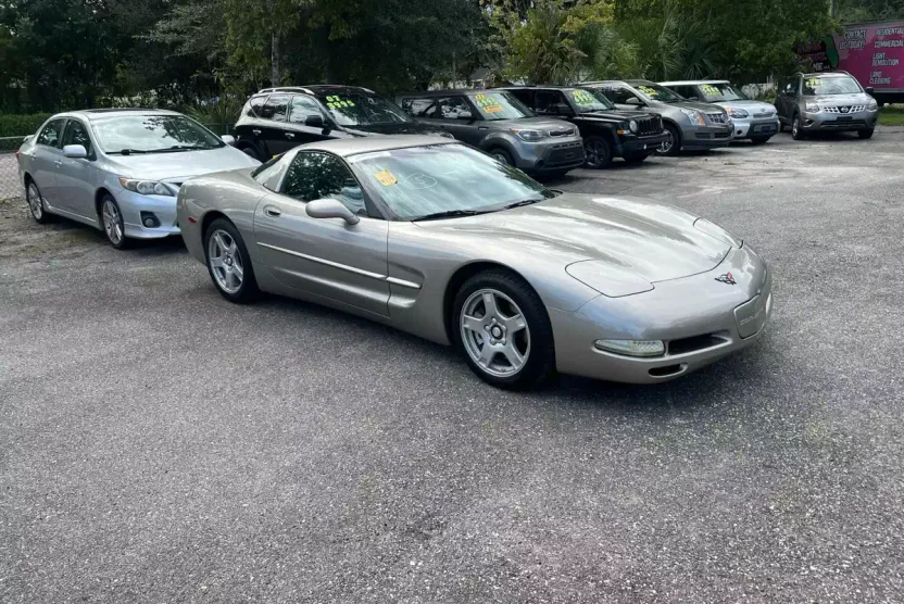 1999 Chevrolet Corvette Coupe photo 1
