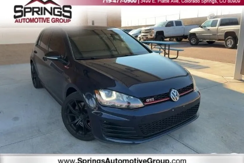 2017 Volkswagen Golf GTI Sport photo 1