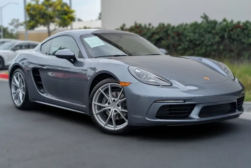2025 Porsche Cayman Base photo 1