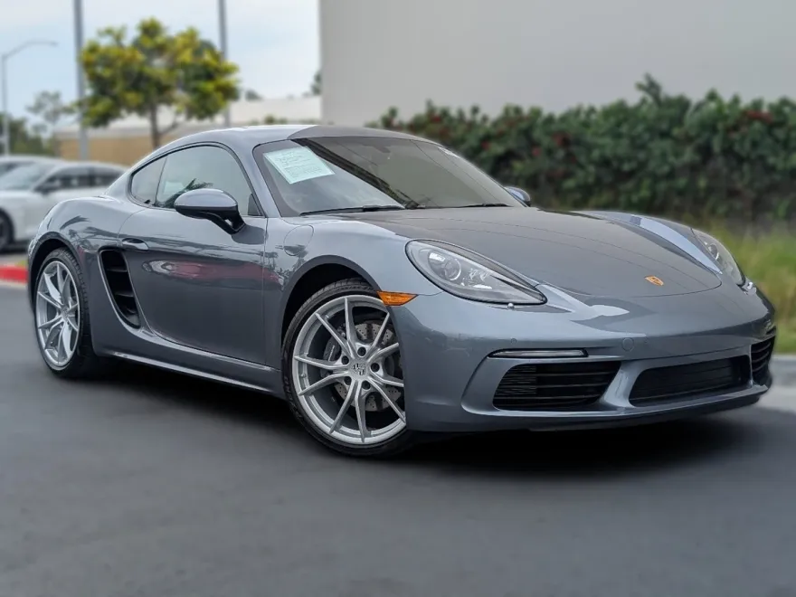 2025 Porsche Cayman Base photo 1