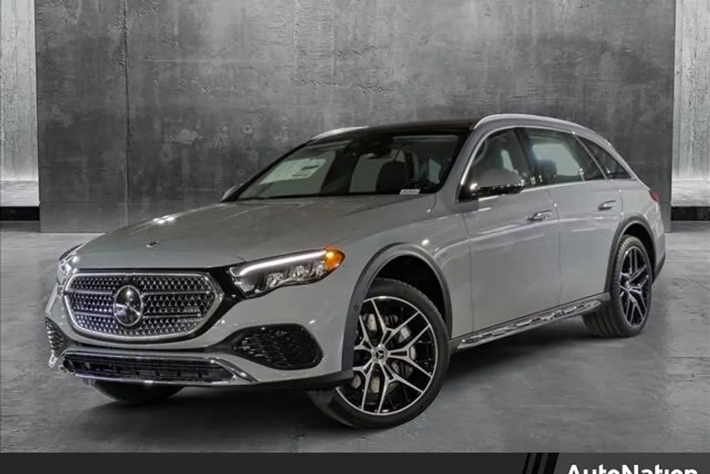 2025 Mercedes Benz E 450 4MATIC All-Terrain Wagon photo 1