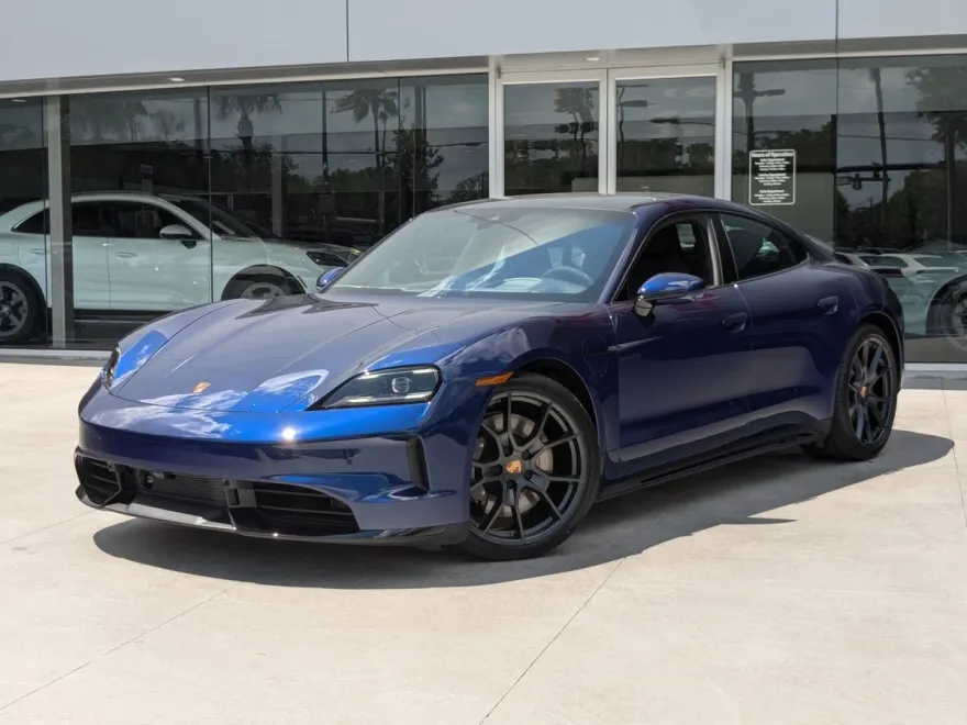 2025 Porsche Taycan GTS photo 1