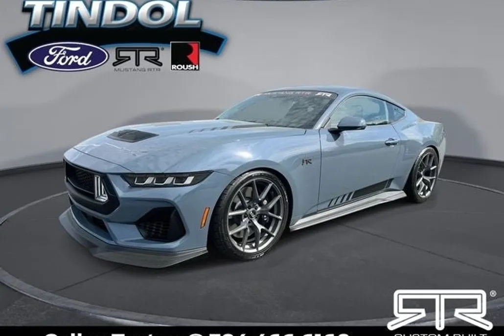 2025 Ford Mustang GT photo 1
