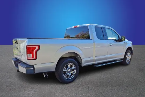 2016 Ford F-150 XLT photo 3