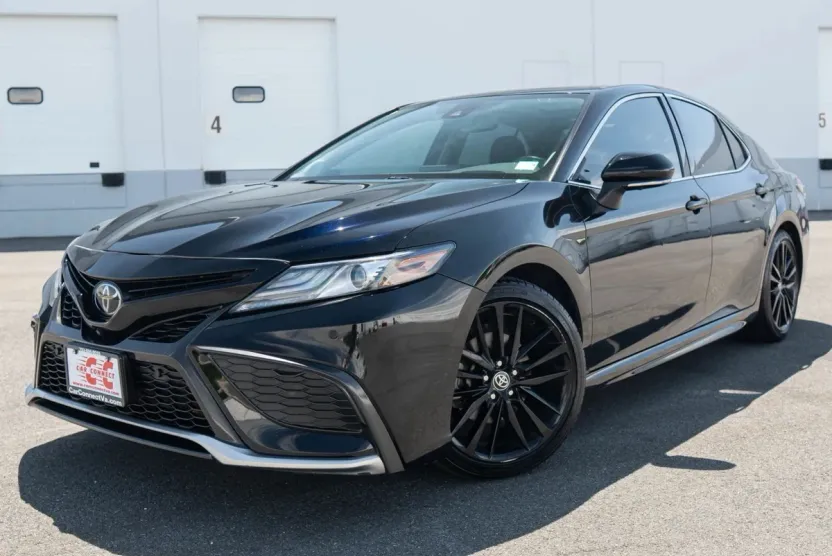 2021 Toyota Camry XSE photo 1