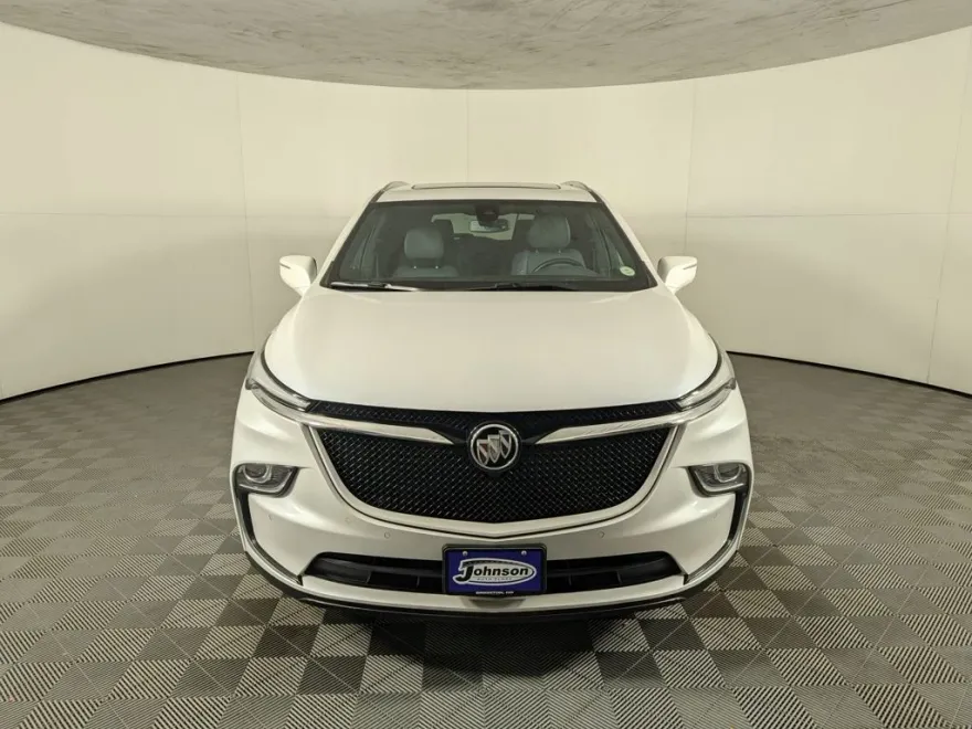 2023 Buick Enclave Essence photo 1
