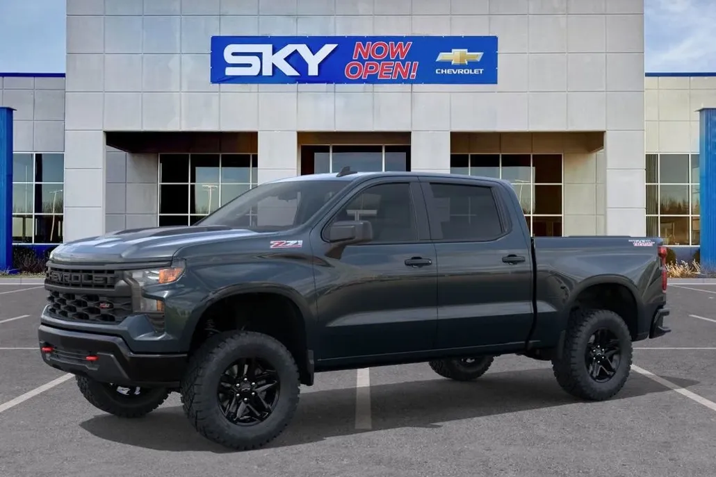 2025 Chevrolet Silverado 1500 Custom Trail Boss photo 1