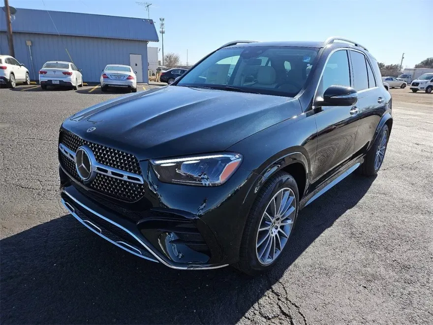 2025 Mercedes Benz GLE 450 4MATIC photo 1