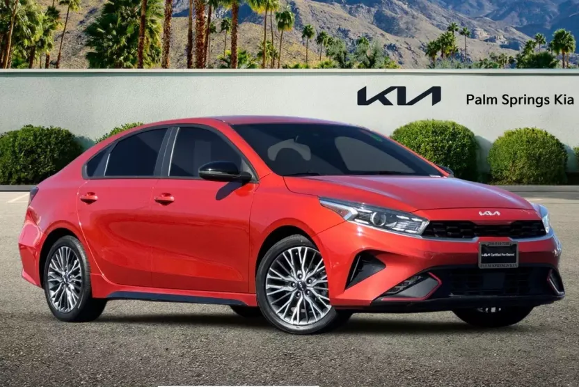 2022 Kia Forte GT-Line photo 1