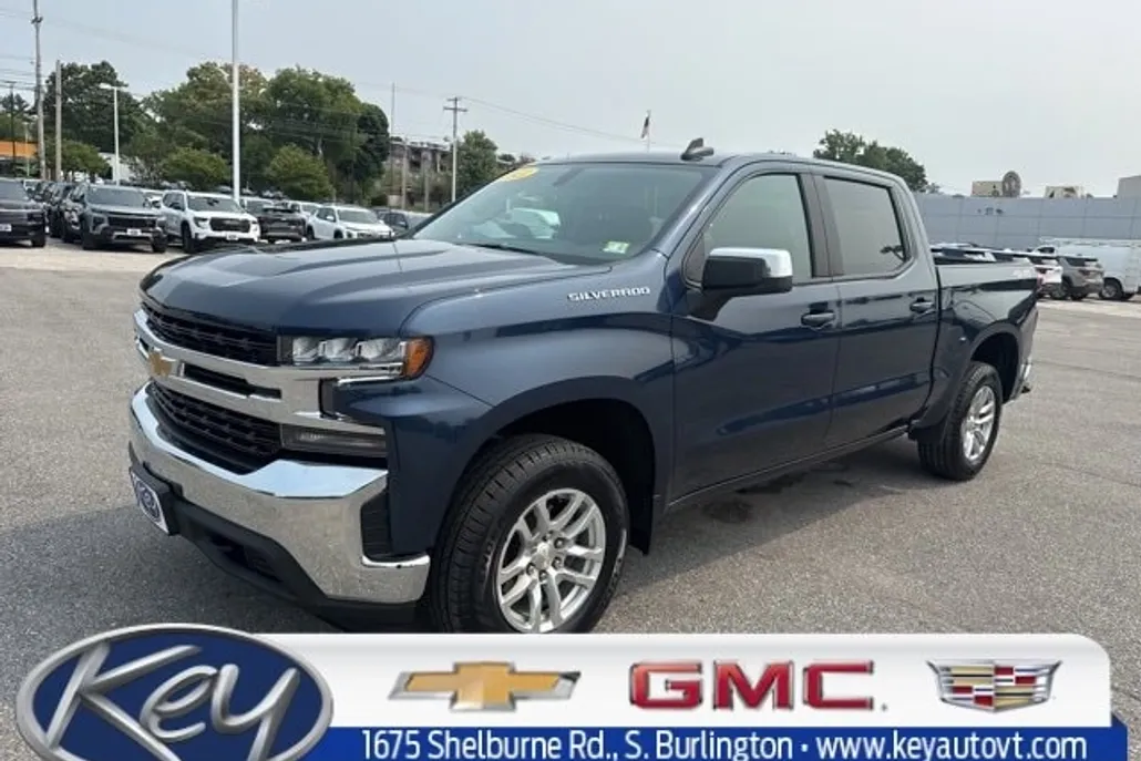 2022 Chevrolet Silverado 1500 LT photo 1