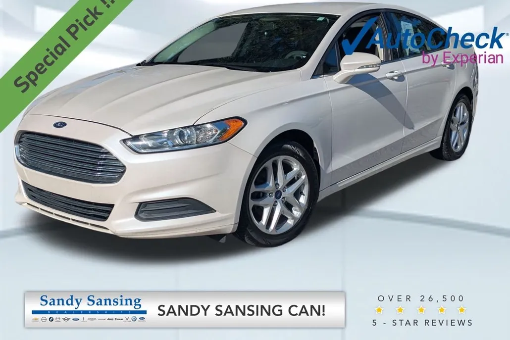 2014 Ford Fusion SE photo 1