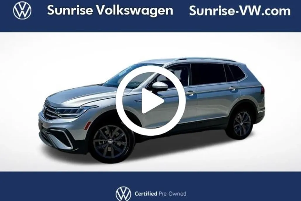2022 Volkswagen Tiguan SE photo 1