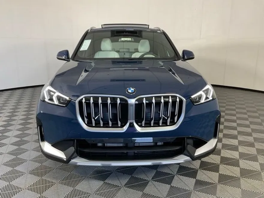 2026 Bmw X1 XDrive28i photo 1