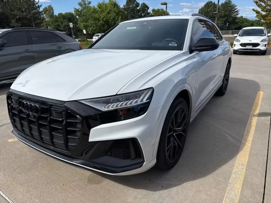 2023 Audi SQ8 Prestige photo 1