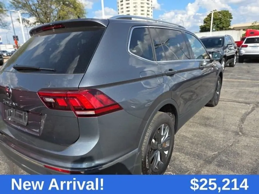 2024 Volkswagen Tiguan SE Wolfsburg Edition photo 1