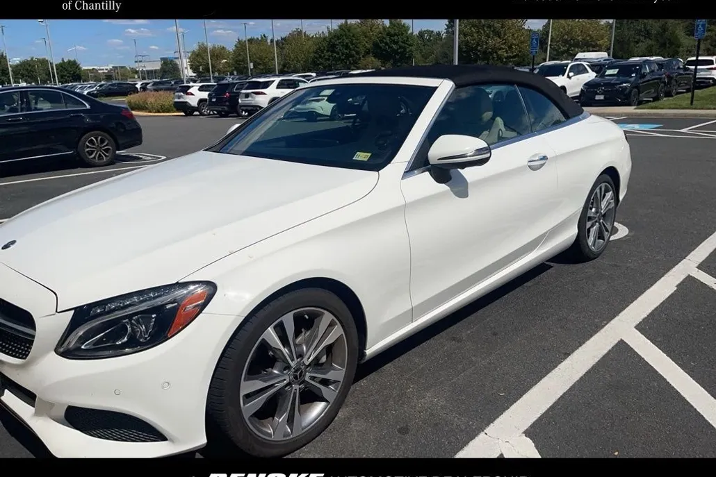 2018 Mercedes Benz C 300 photo 1