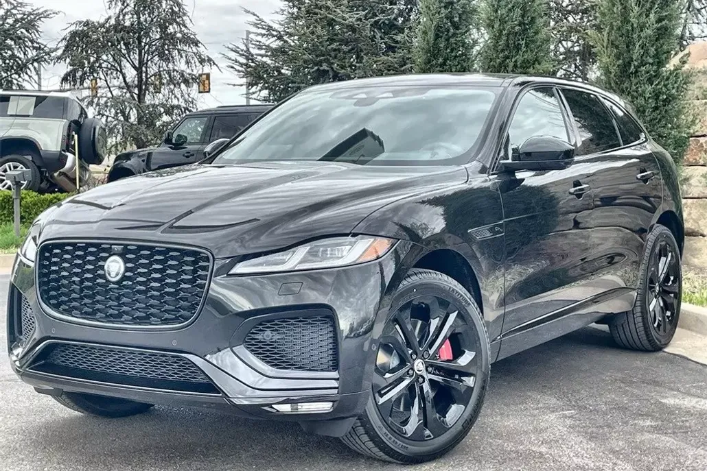 2026 Jaguar F-PACE P400 R-Dynamic S photo 1
