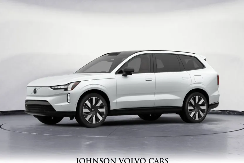 2025 Volvo EX90 Ultra photo 1