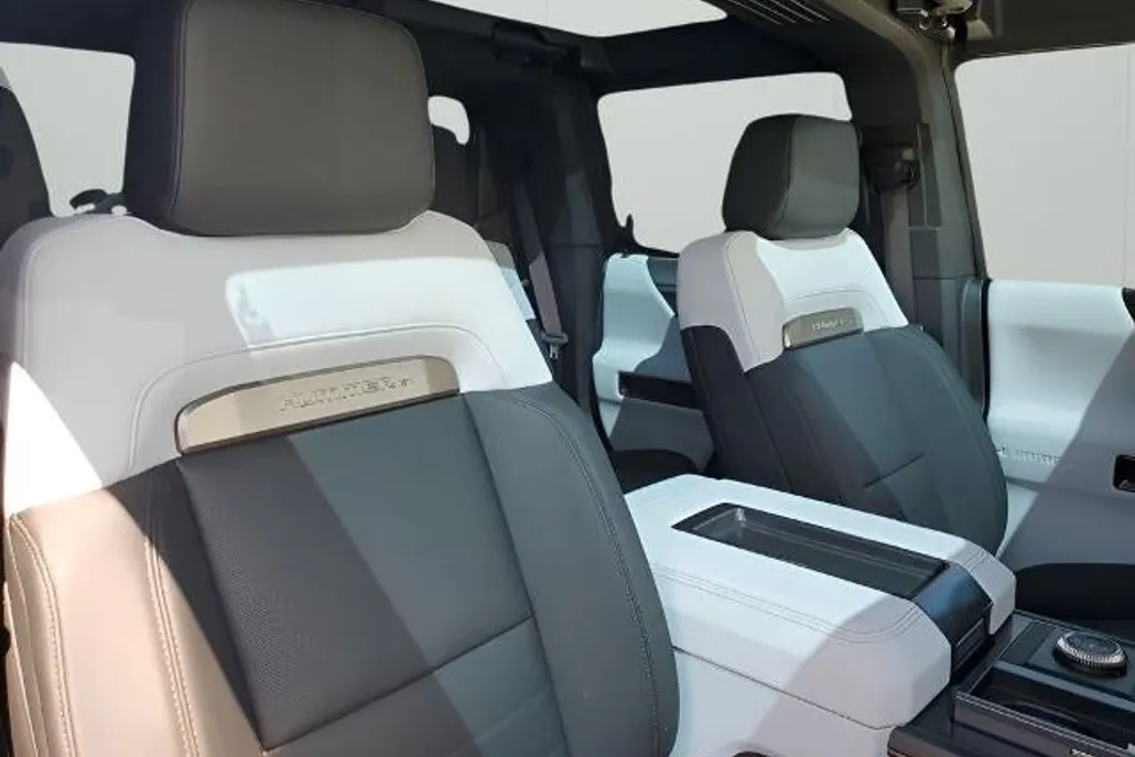 2023 Gmc Hummer EV Pickup photo 1
