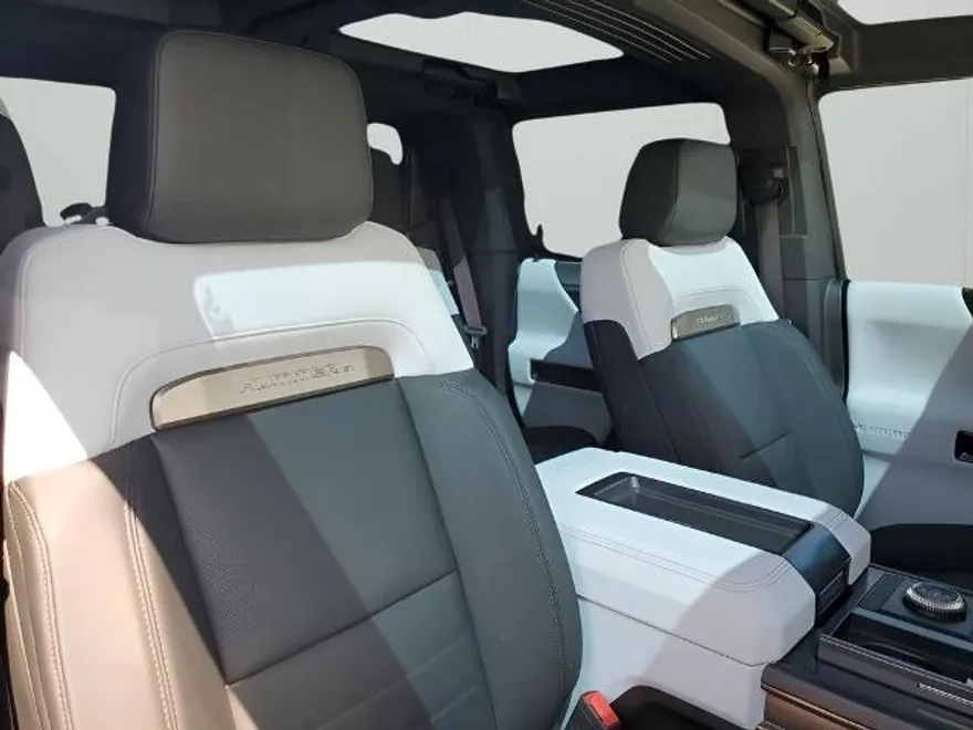 2023 Gmc Hummer EV Pickup photo 1