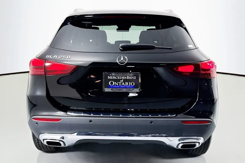 2025 Mercedes Benz GLA 250 photo 1