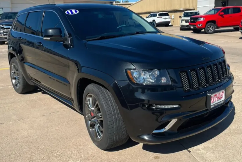2013 Jeep Grand Cherokee SRT8 Sport photo 1