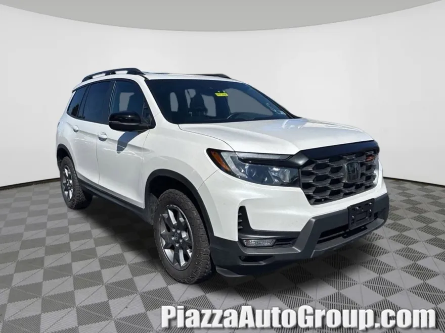 2025 Honda Passport TrailSport photo 1