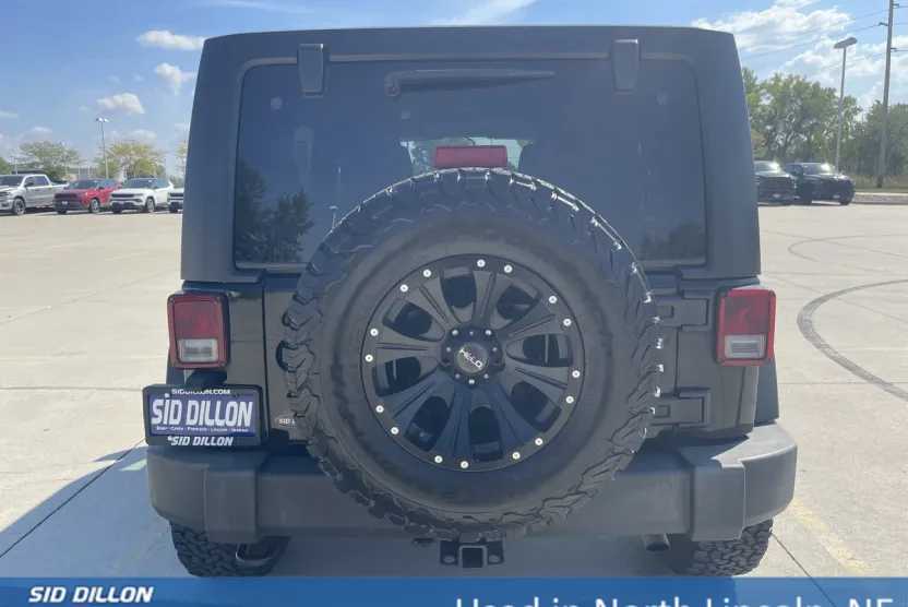 2016 Jeep Wrangler Unlimited Sport photo 1