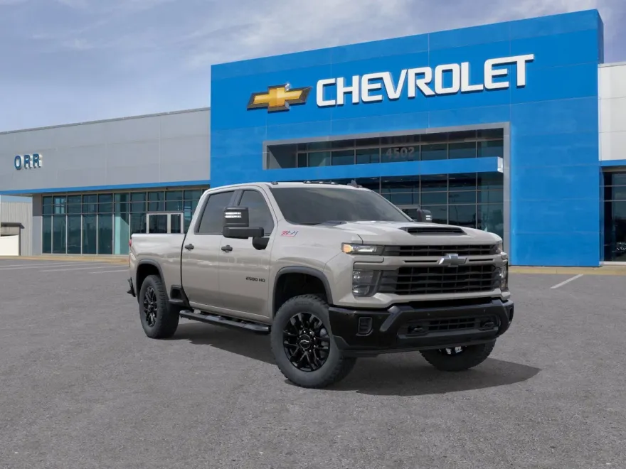 2026 Chevrolet Silverado 2500HD Custom photo 1