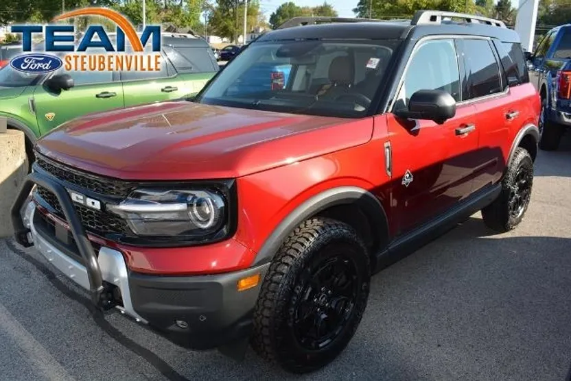 2025 Ford Bronco Sport Outer Banks photo 1