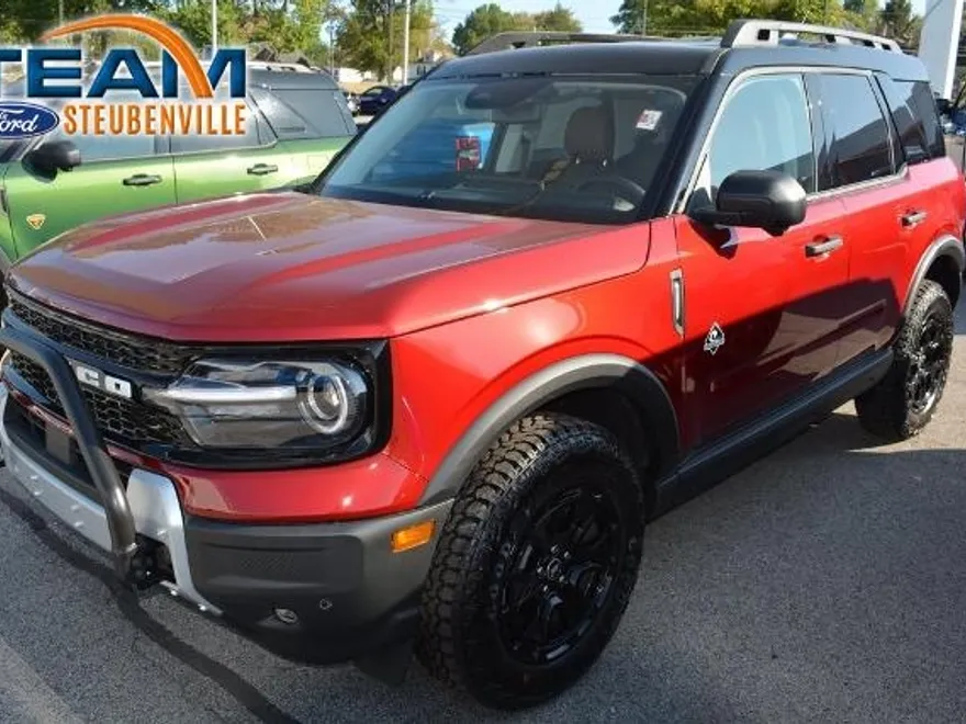 2025 Ford Bronco Sport Outer Banks photo 1