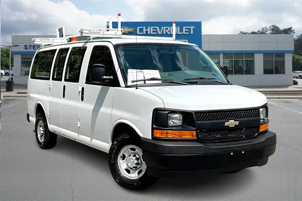 2017 Chevrolet Express Cargo 2500 Work Van photo 1