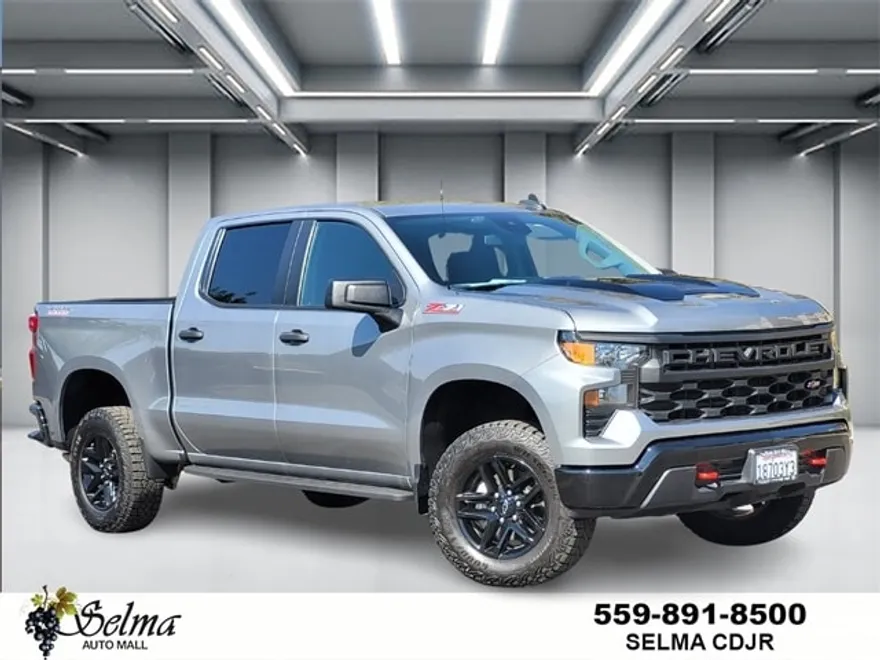 2024 Chevrolet Silverado 1500 Custom Trail Boss photo 1