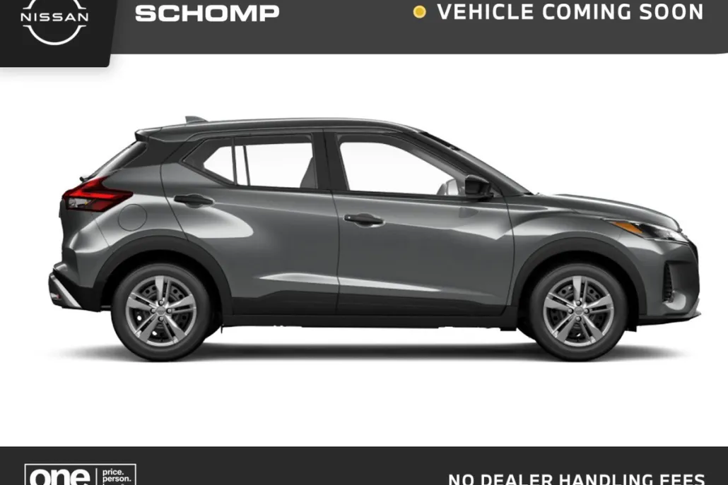 2025 Nissan Kicks Play S photo 1