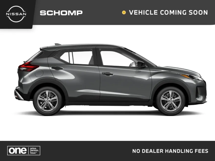 2025 Nissan Kicks Play S photo 1