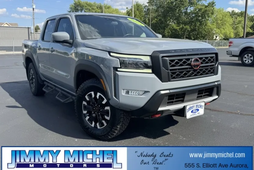 2023 Nissan Frontier PRO-4X photo 1