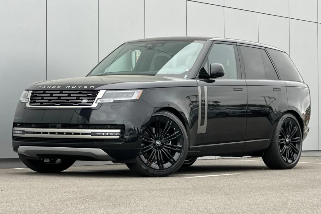 2025 Land Rover Range Rover SE photo 1