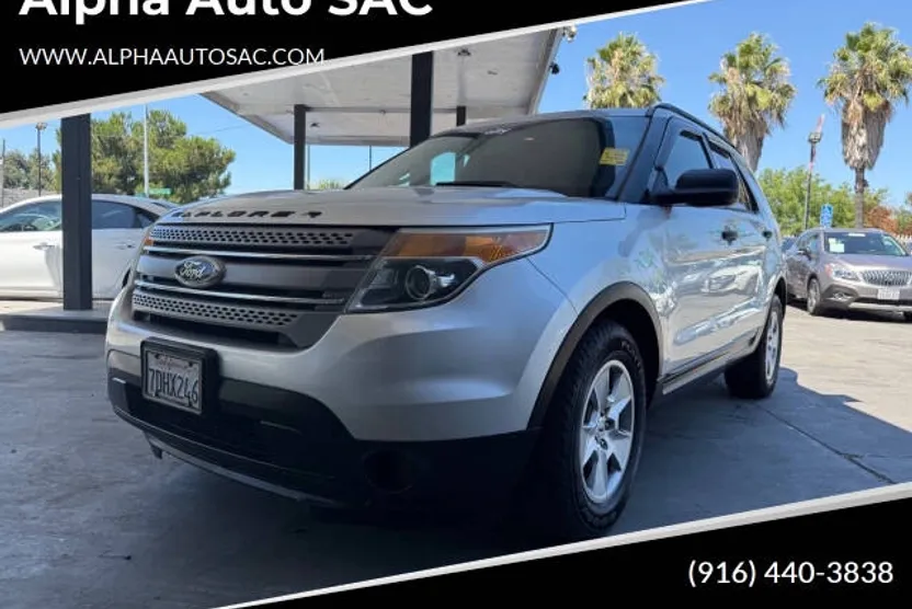 2014 Ford Explorer Base photo 1