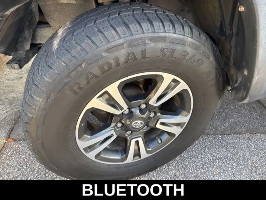 2016 Toyota Tacoma SR photo 1