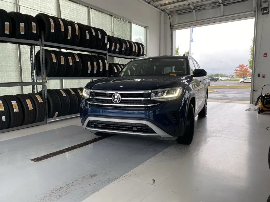 2022 Volkswagen Atlas SE photo 1