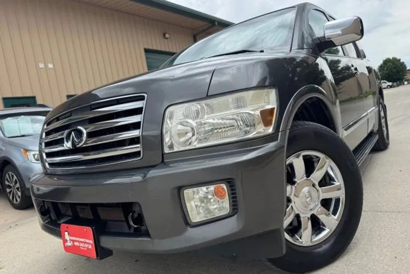 2007 Infiniti QX56 photo 1