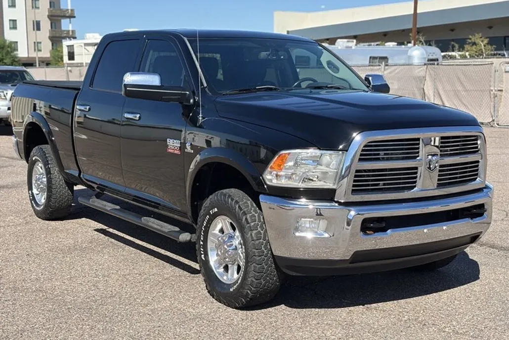 2012 Ram 2500 Laramie photo 1