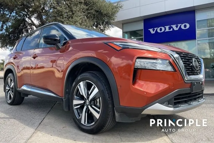 2021 Nissan Rogue Platinum photo 1