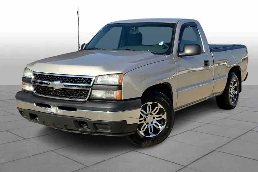 2007 Chevrolet Silverado 1500 LS photo 1
