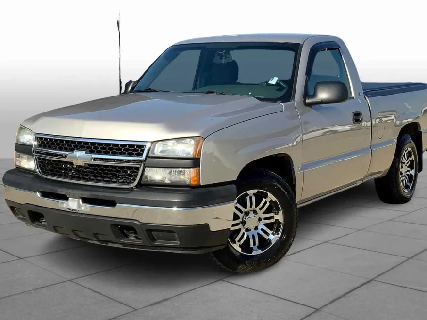 2007 Chevrolet Silverado 1500 LS photo 1