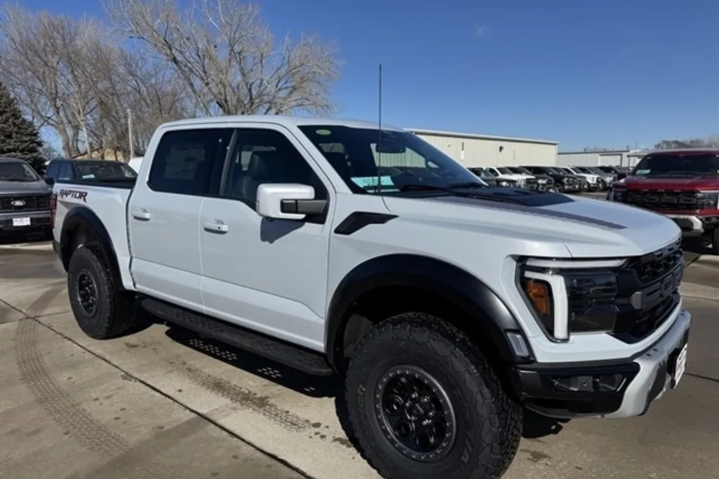 2025 Ford F-150 Raptor photo 1