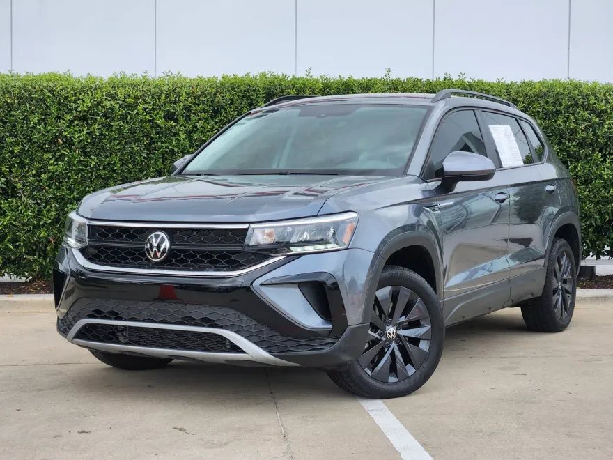 2023 Volkswagen Taos S photo 1