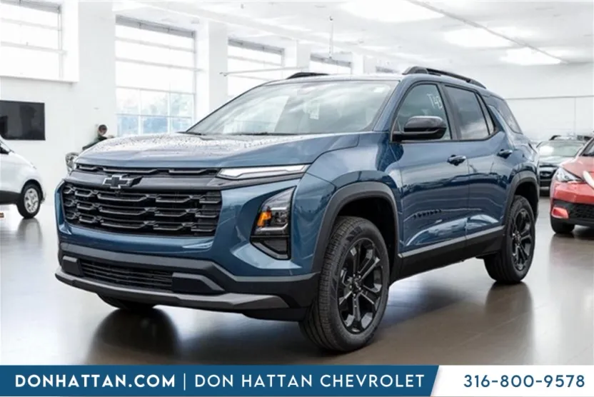 2026 Chevrolet Equinox LT photo 1