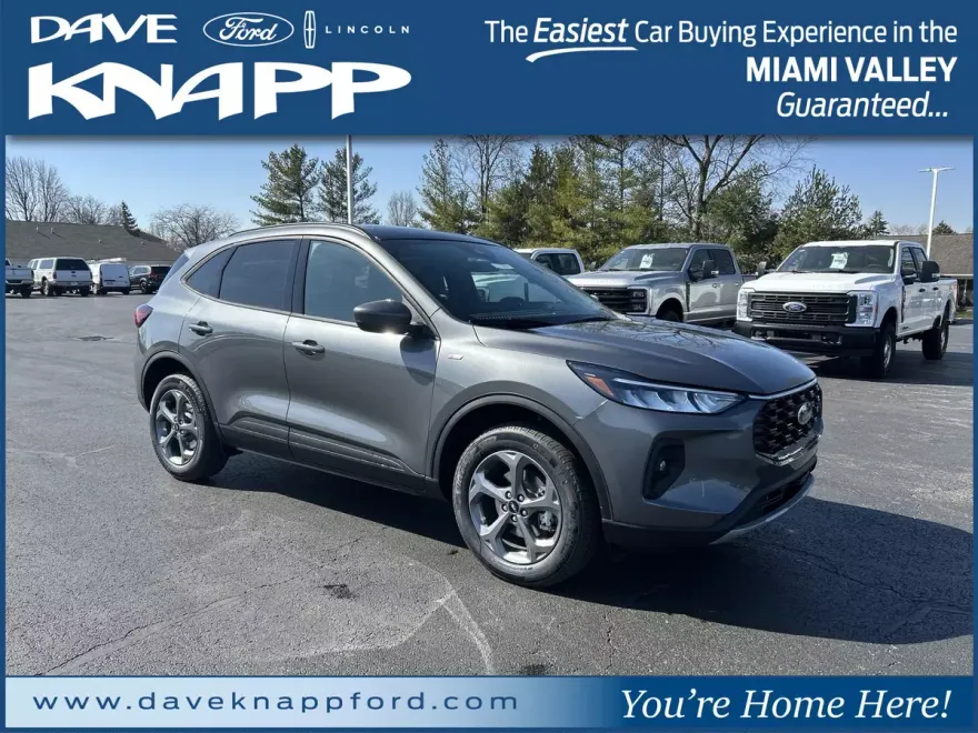 2025 Ford Escape ST-Line Select photo 1