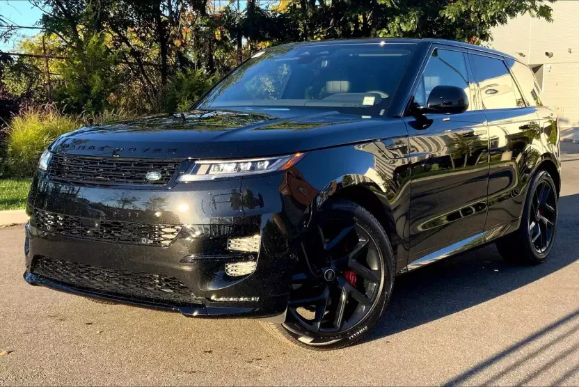 2025 Land Rover Range Rover Sport SE photo 1